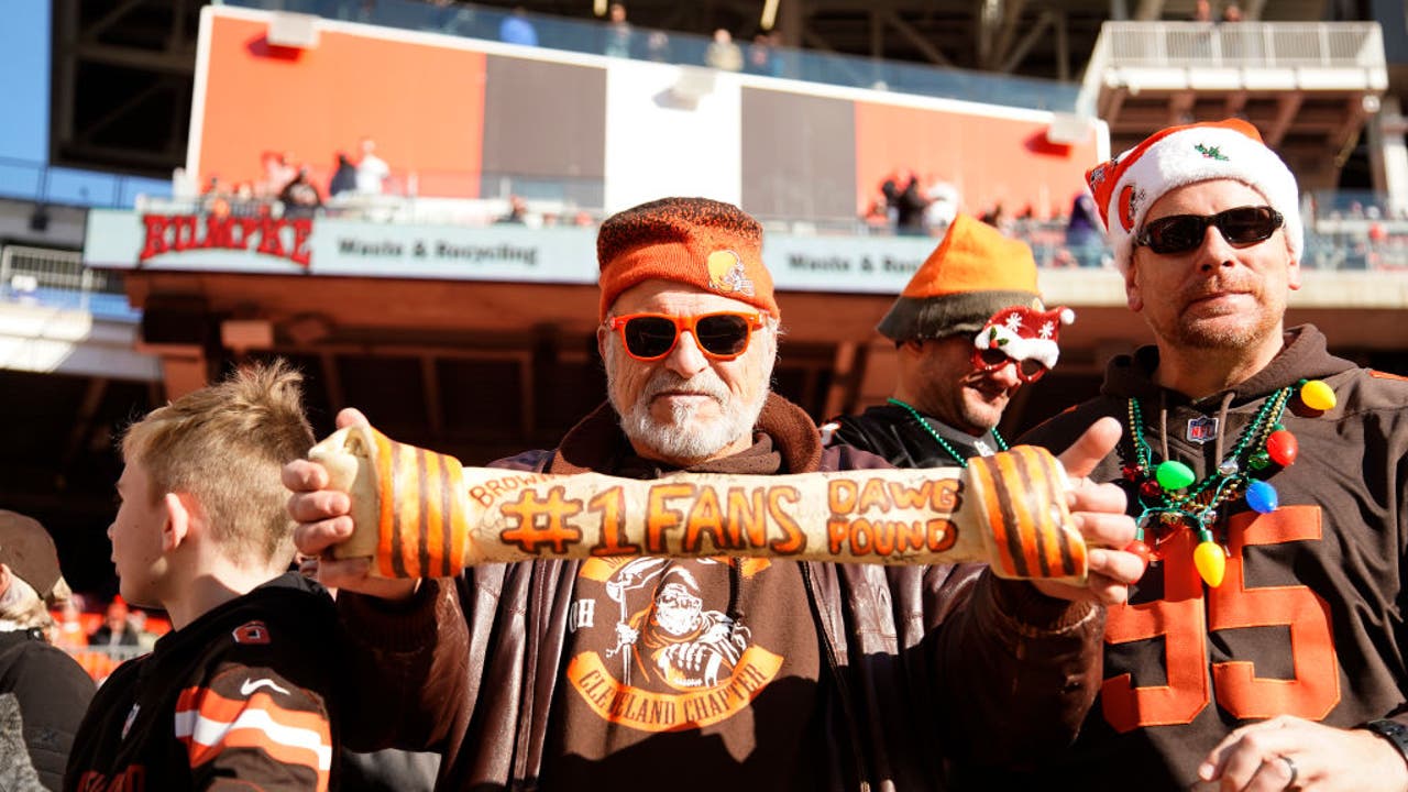 The NFL Ultimate Fan Bracket